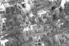 Hector-Cave-House_Oia-aerophoto-2000-bw