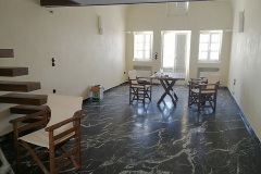 Platis-photo-interior-3